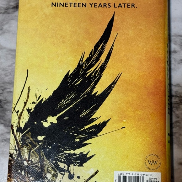Harry Potter and the Cursed Child book special edition. - Picture 2 of 4